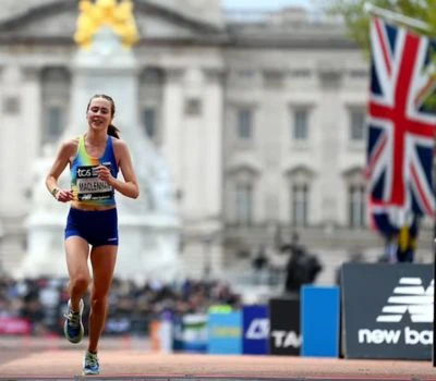 A lapos lábak maratoni sérülésének kockázata: Miért van szükségük a 2026-os londoni maratoni futó...